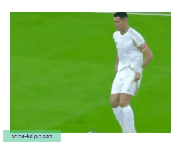 克罗斯传球视野持续提升，展现出卓越的场上决策能力